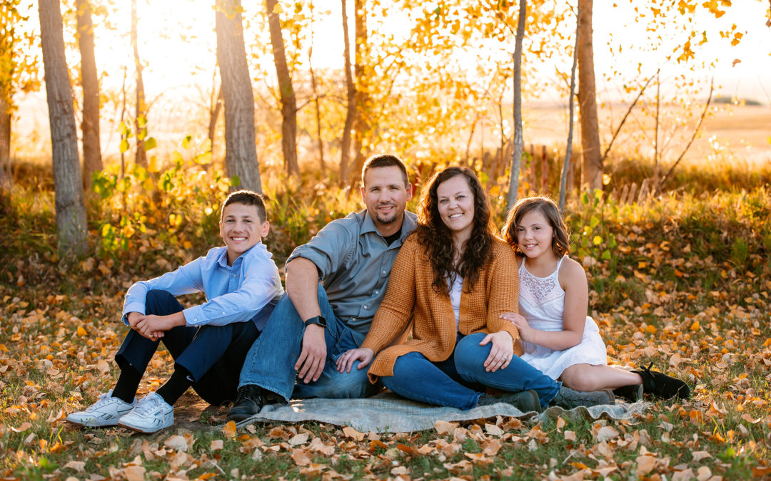 What to Wear for Fall Family Photos near Bismarck, ND
